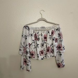 Off the shoulder floral crop top w/sleeves